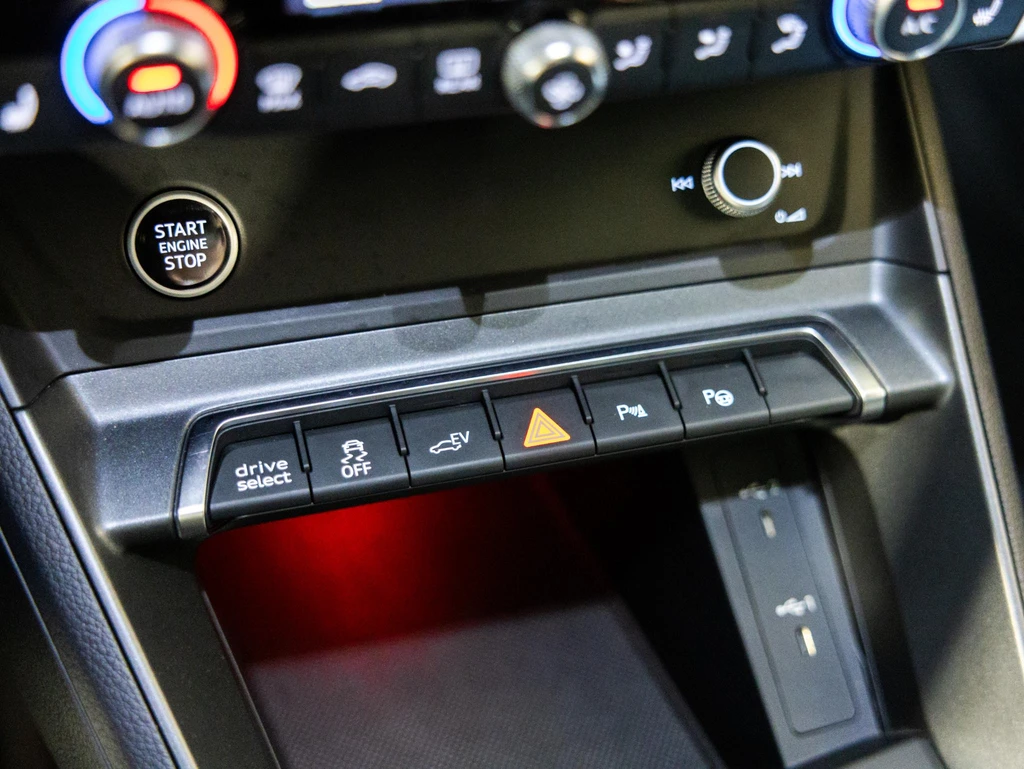 Audi Q3 – foto 36
