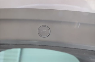 Tesla Model Y – thumbnail 34
