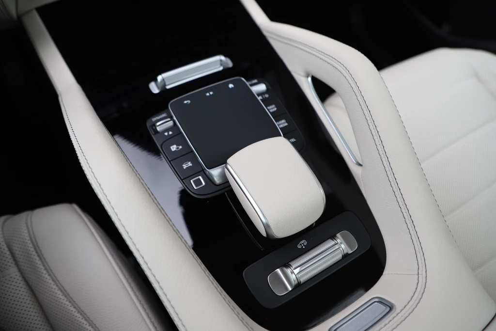 Mercedes-Benz GLE – foto 39