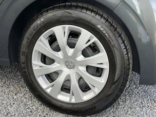 Peugeot 208 – thumbnail 32