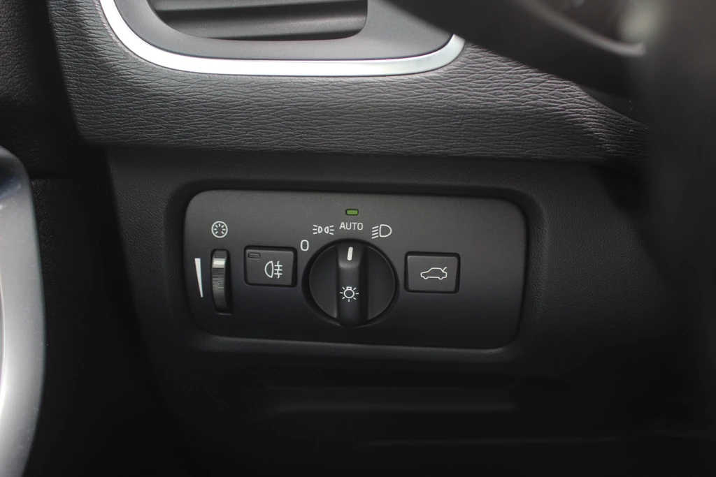 Volvo V40 – foto 32