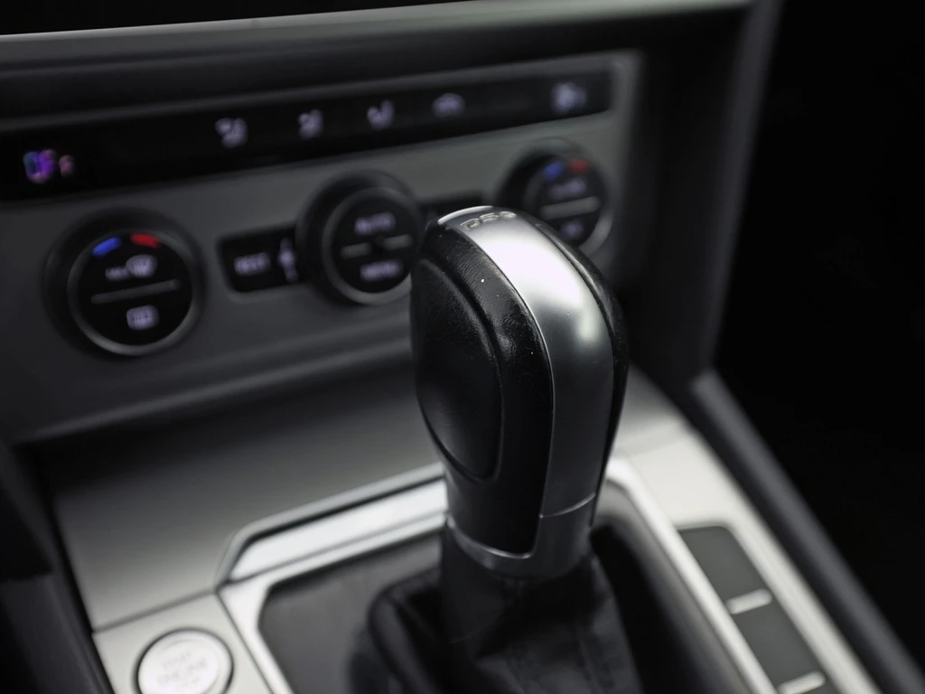 Volkswagen Passat – foto 13