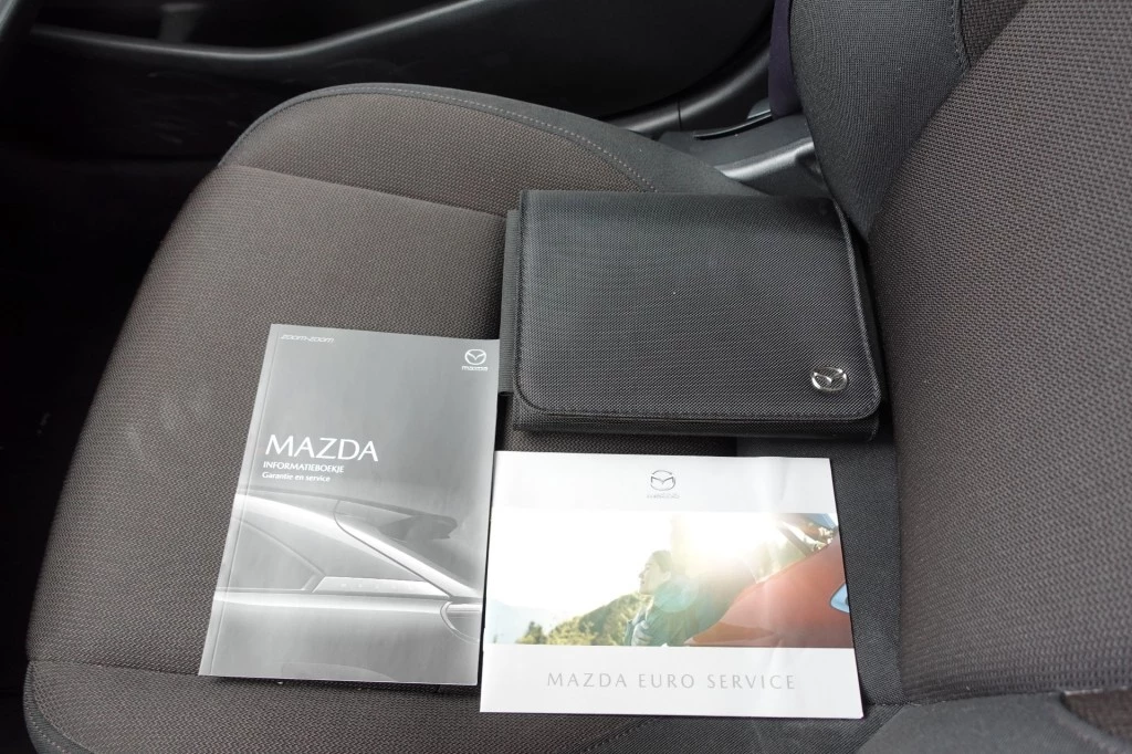 Mazda 3 – foto 8