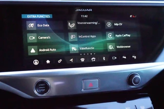 Jaguar I-PACE – thumbnail 16