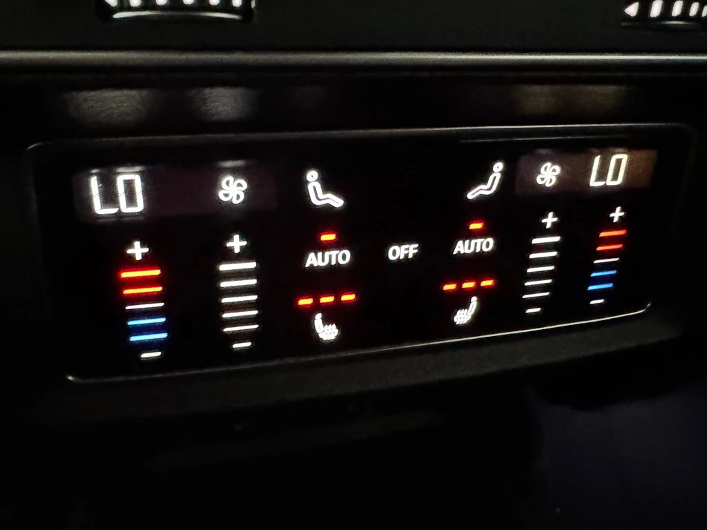 Audi RSQ8 – foto 28