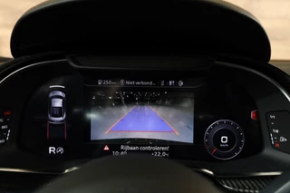 Audi R8 – thumbnail 27