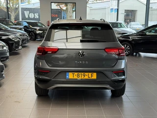 Volkswagen T-Roc – thumbnail 3