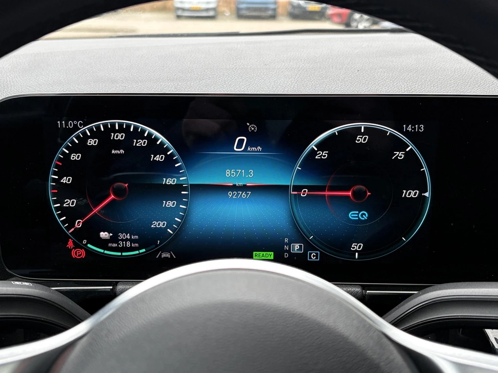 Mercedes-Benz EQA – foto 25
