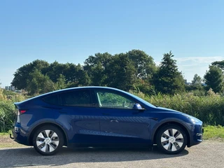 Tesla Model Y – thumbnail 8