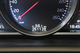 Volvo V40 – thumbnail 16