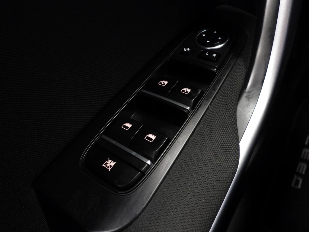 Kia Ceed Sportswagon – foto 18