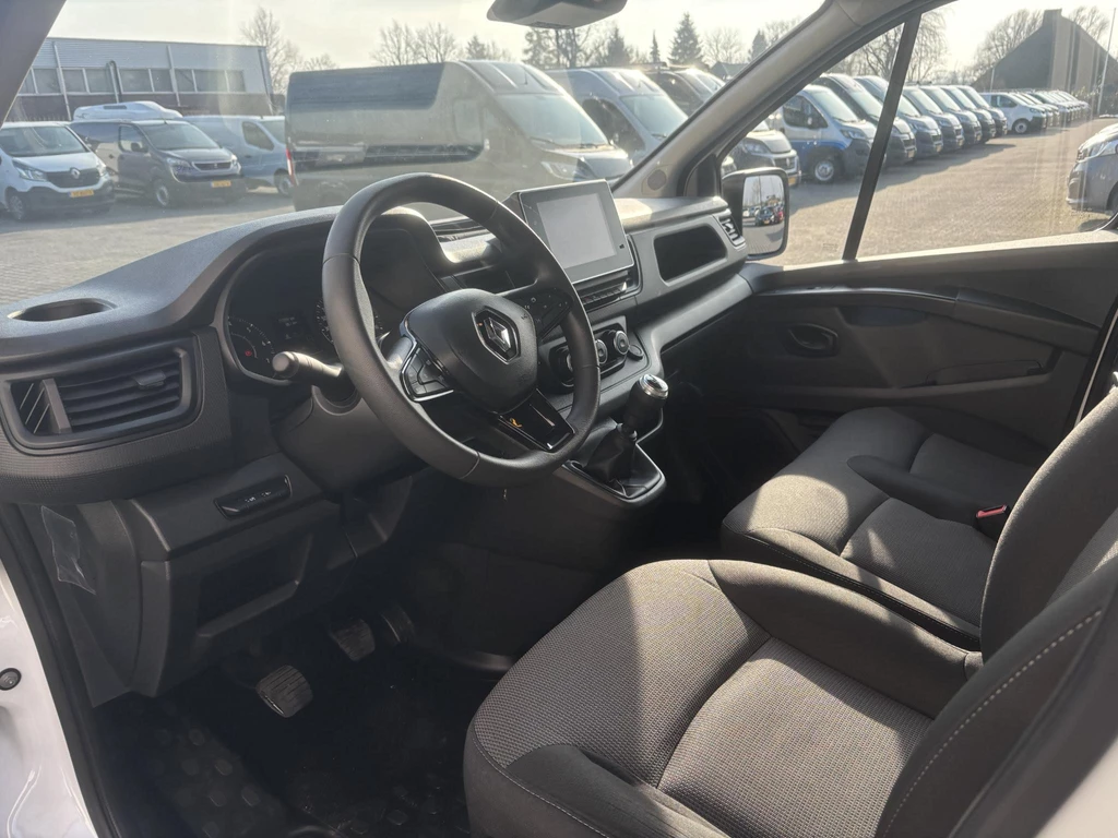 Renault Trafic – foto 11