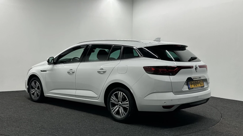 Renault Megane E-Tech – foto 3