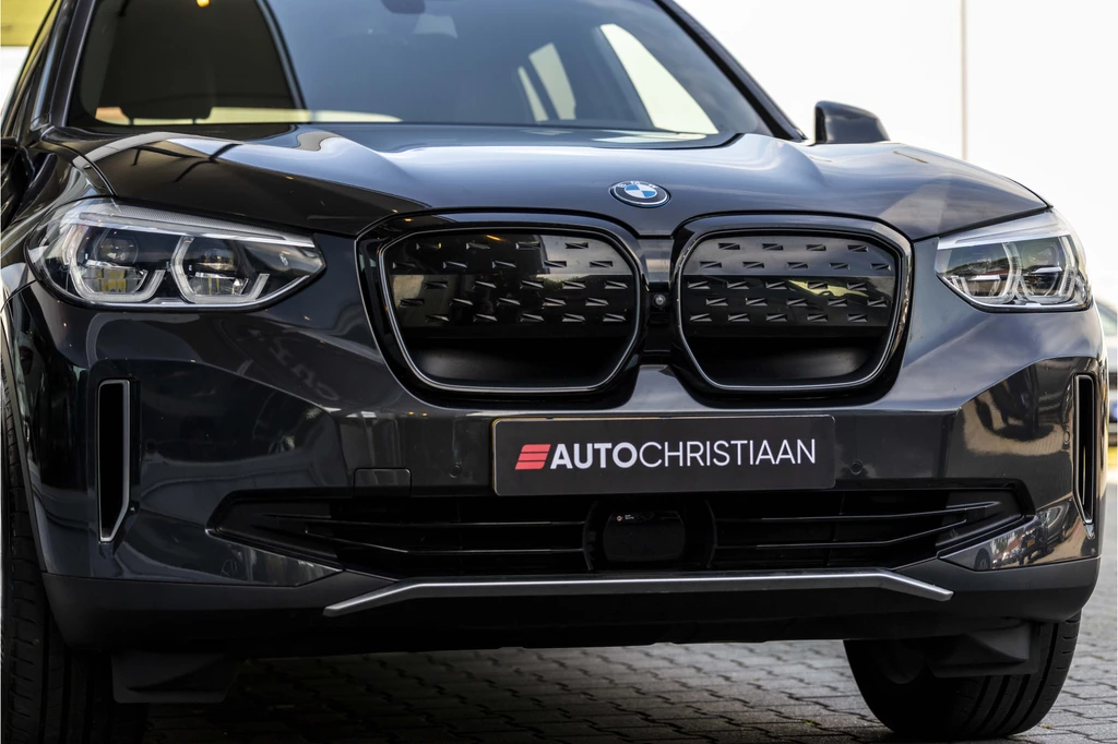 BMW iX3 – foto 8