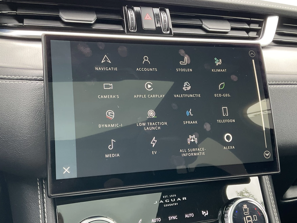 Jaguar F-PACE – foto 37