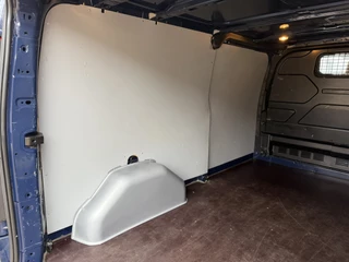 Ford Transit Custom – thumbnail 14