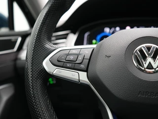 Volkswagen Passat – thumbnail 34