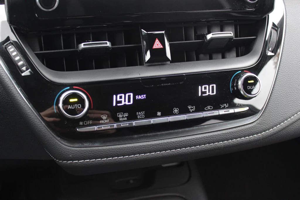 Toyota Corolla Touring Sports – foto 25
