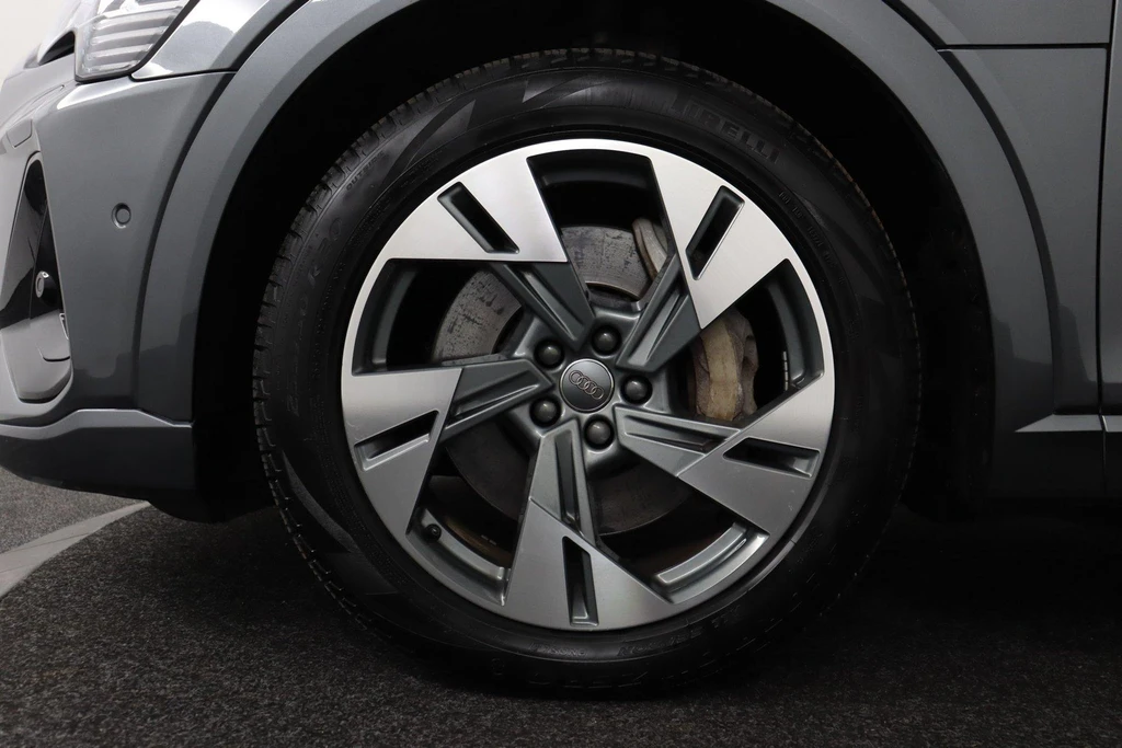 Audi e-tron – foto 34