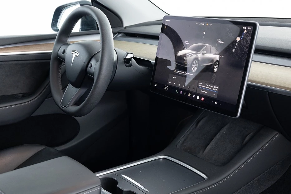 Tesla Model Y – foto 7