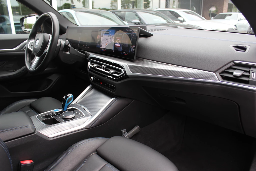 BMW i4 – foto 17