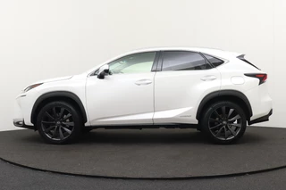 Lexus NX – thumbnail 2