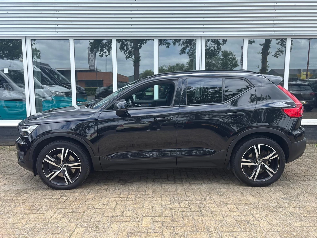 Volvo XC40 – foto 3