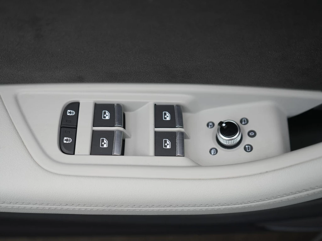 Audi RS4 – foto 36