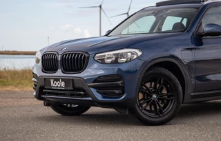 BMW X3 – thumbnail 2