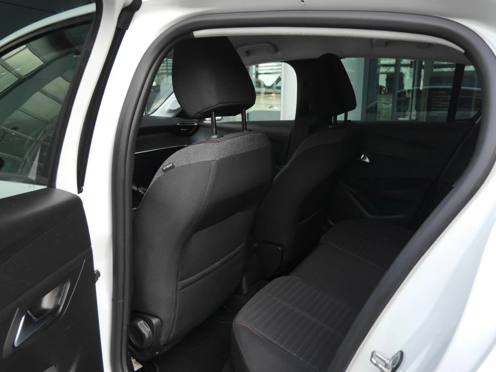Peugeot 208 – foto 8