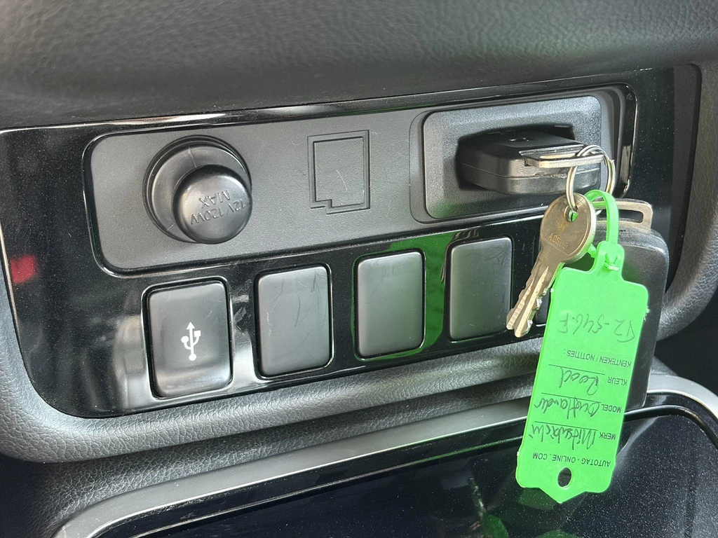 Mitsubishi Outlander – foto 32