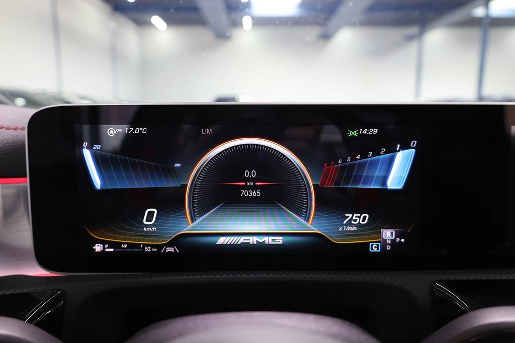 Mercedes-Benz CLA – foto 11