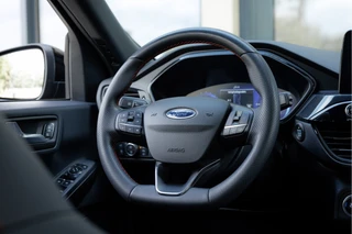 Ford Kuga – thumbnail 18