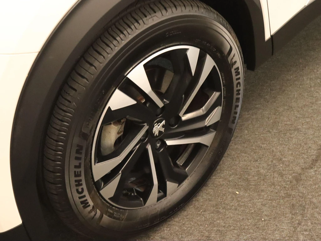 Peugeot e-2008 – foto 13