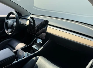 Tesla Model 3 – thumbnail 13
