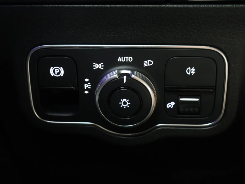 Mercedes-Benz EQA – foto 13