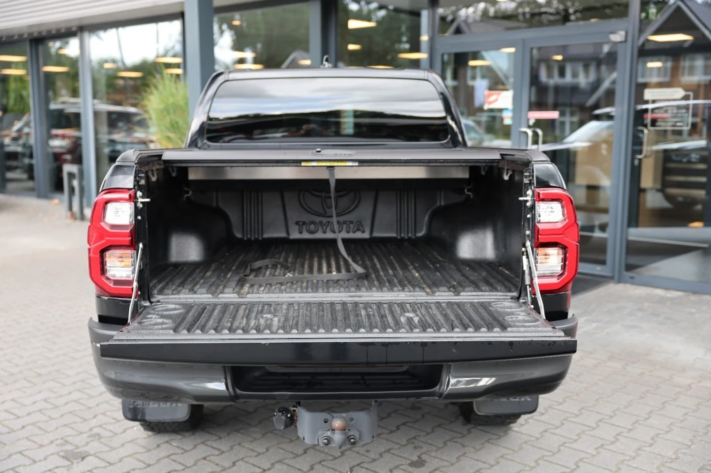 Toyota Hilux – foto 5