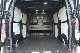 Ford Transit Custom – thumbnail 10