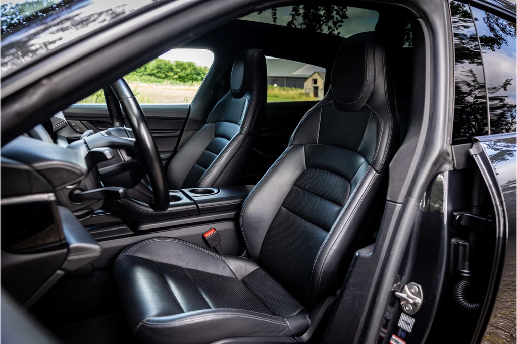 Porsche Taycan – foto 11