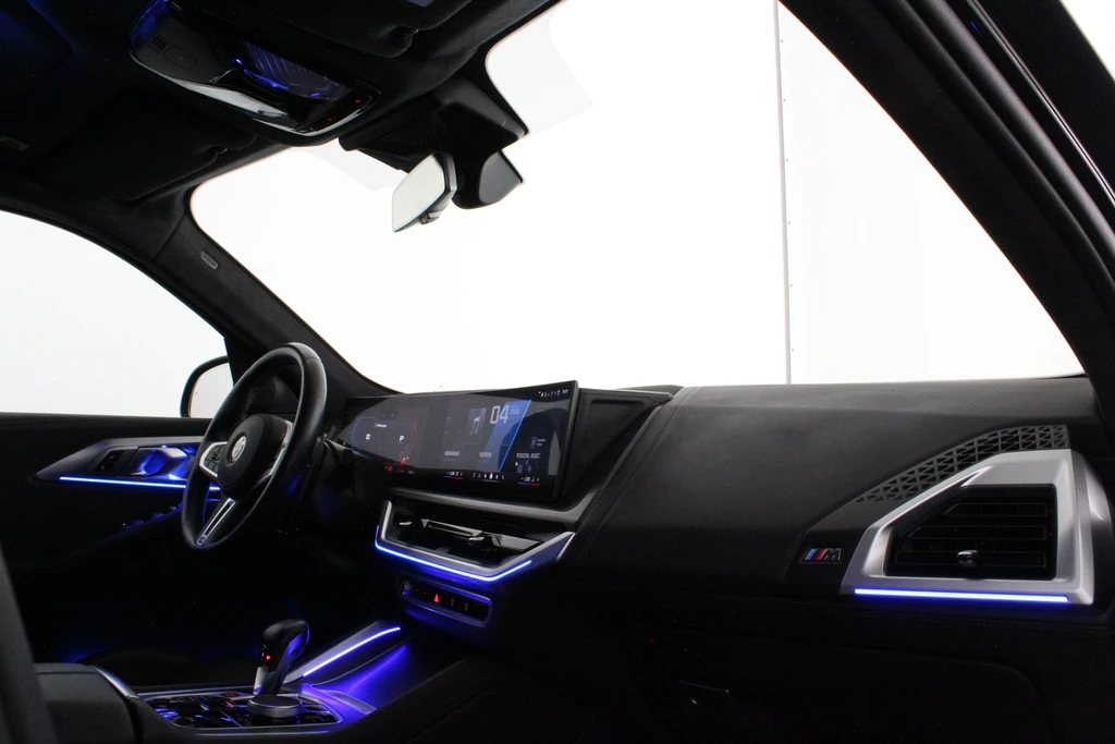 BMW XM – foto 18