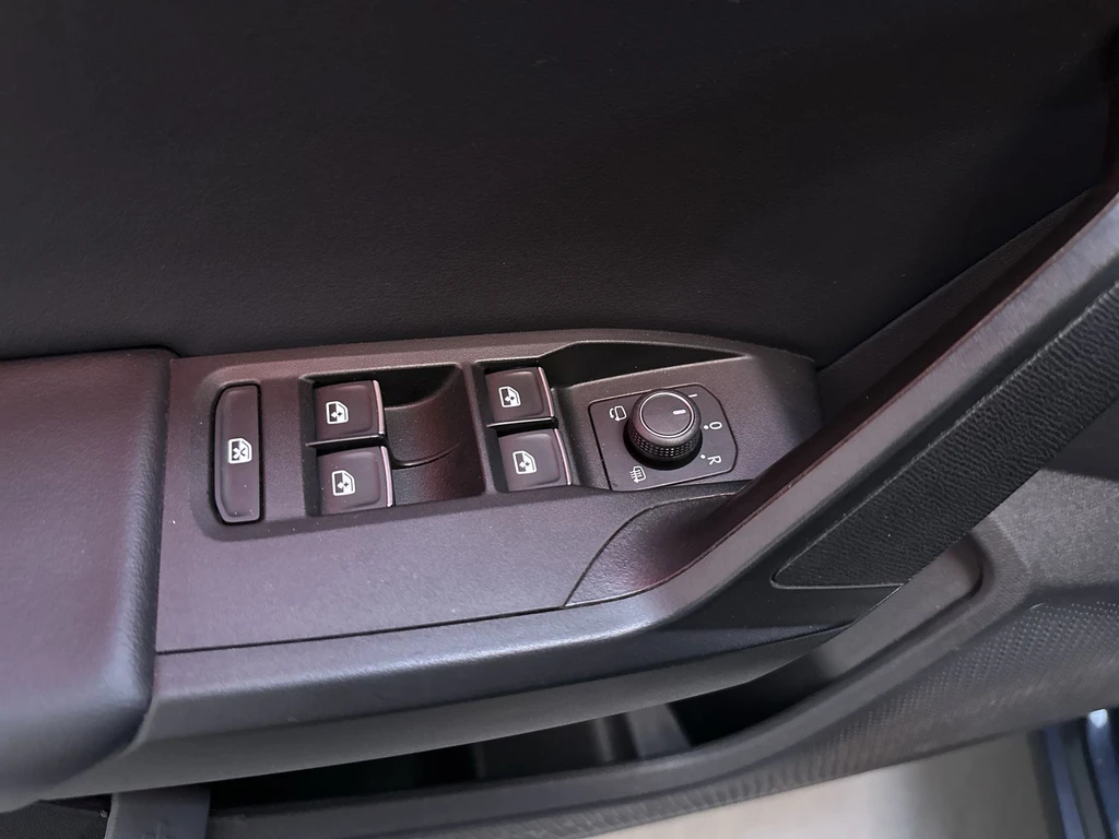 SEAT Leon – foto 20