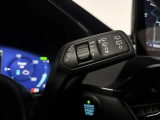 Ford Kuga – thumbnail 36
