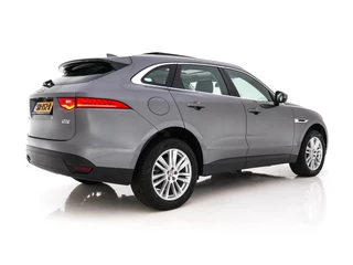 Jaguar F-PACE – thumbnail 4