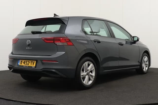 Volkswagen Golf – thumbnail 4