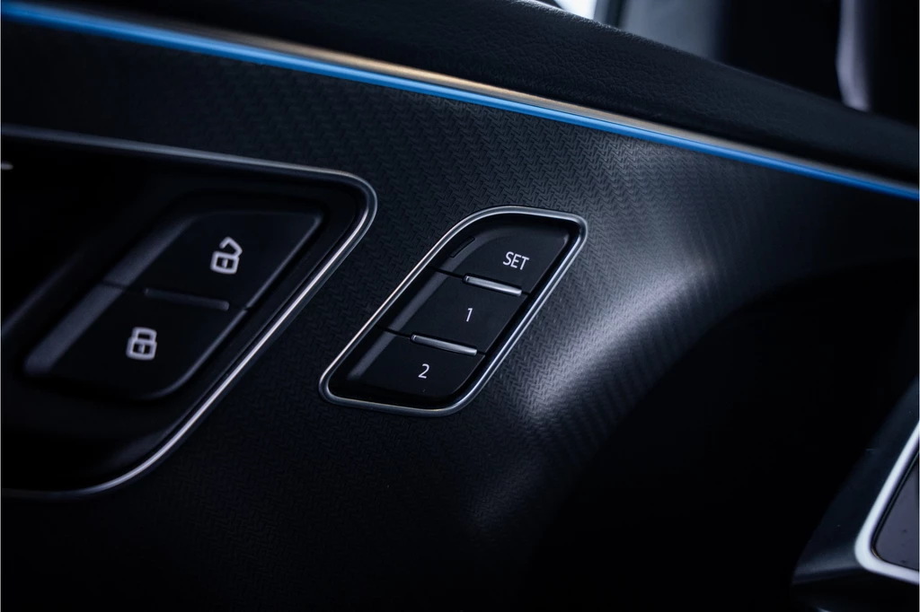 Audi RSQ8 – foto 25