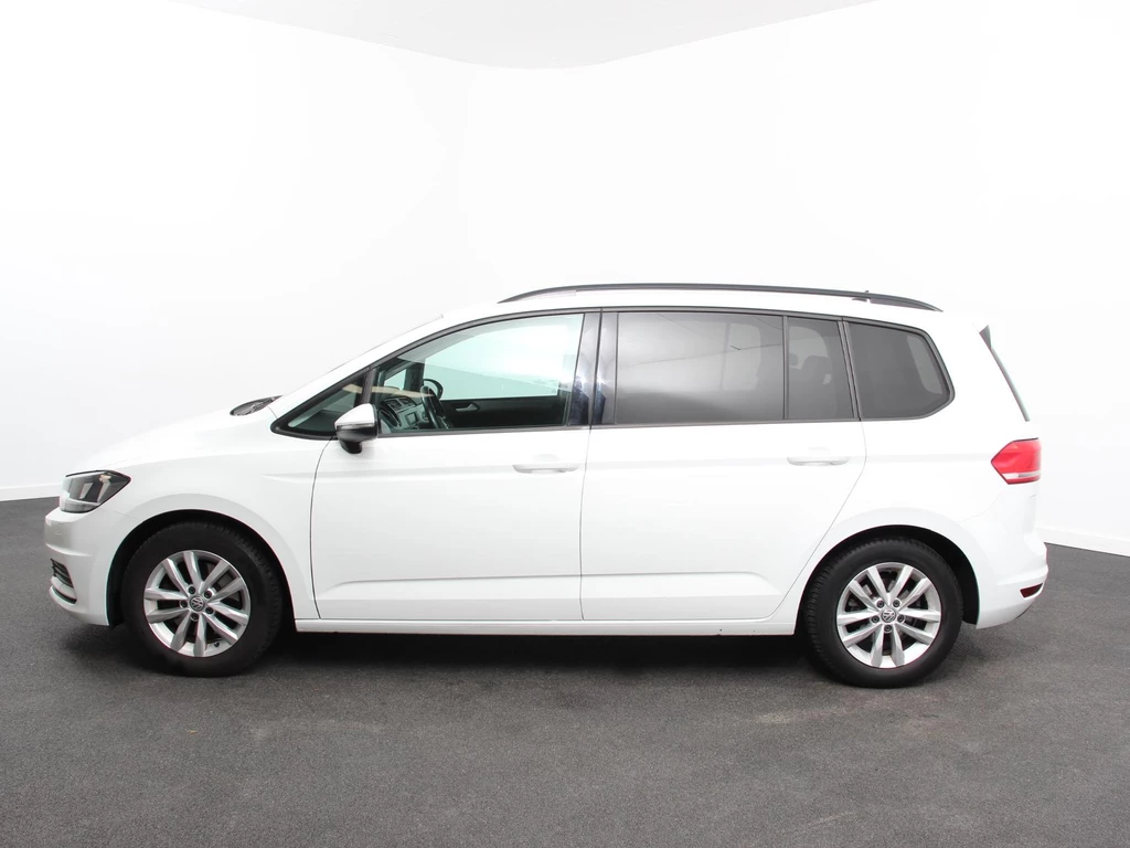 Volkswagen Touran – foto 2