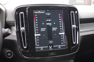 Volvo XC40 – thumbnail 40