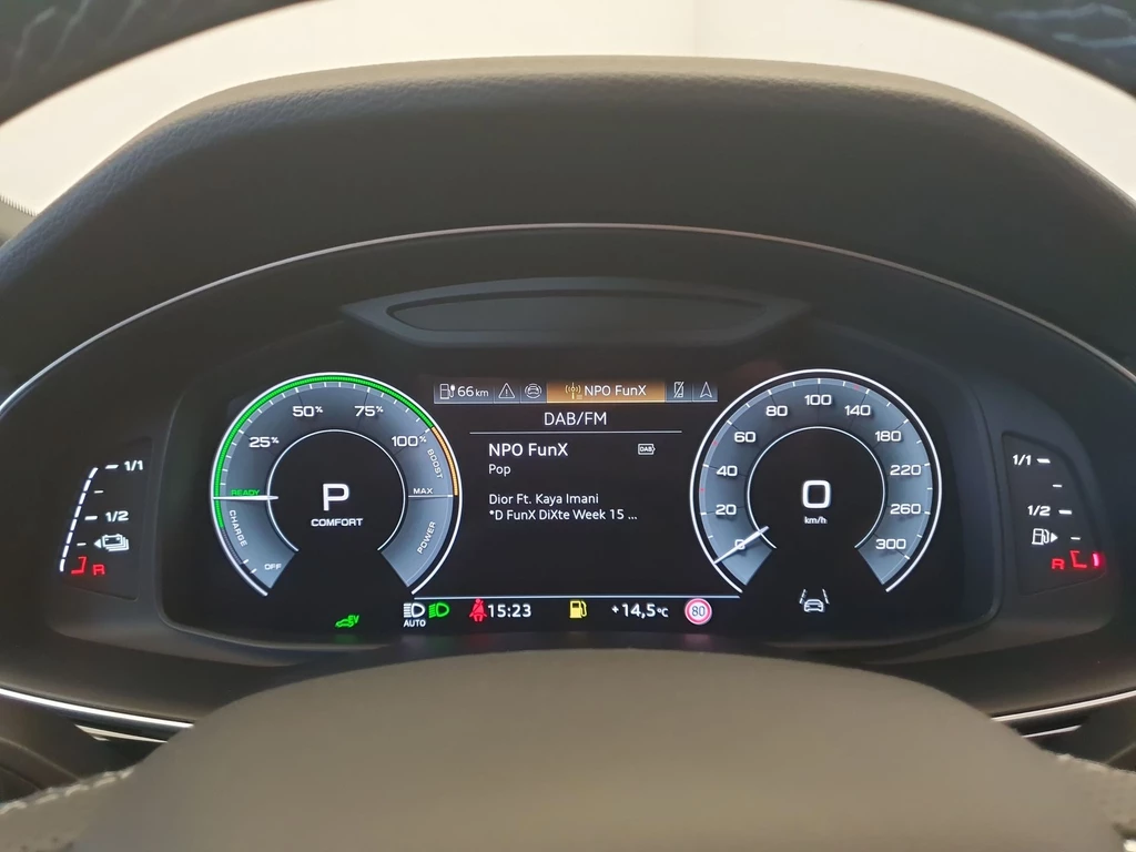 Audi Q8 – foto 17