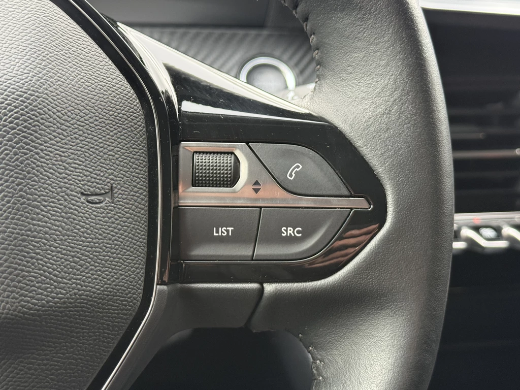 Peugeot e-2008 – foto 22