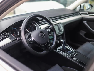 Volkswagen Passat – thumbnail 34